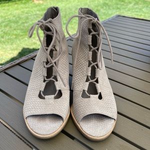 Eileen Fisher Slew Lace Up Suede Peep Toe Bootie New with Box, size 7